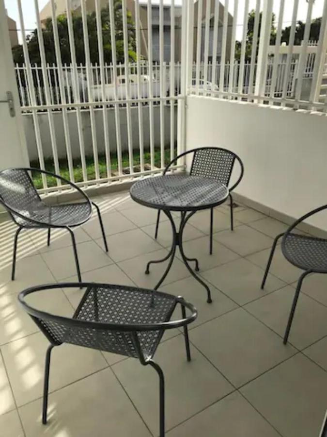 Meuble De Standing Au Coeur Des Commodites Schoelcher Buitenkant foto